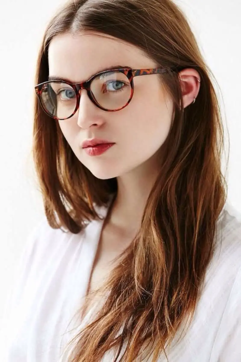 tipos de lentes para cara redonda mujer rostro redondo